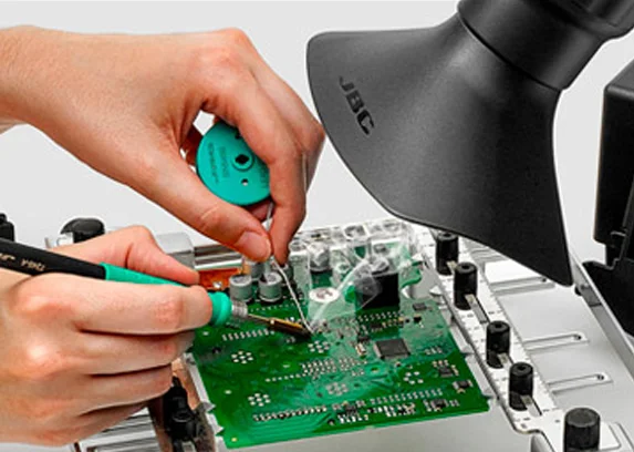 JBC soldering rework station